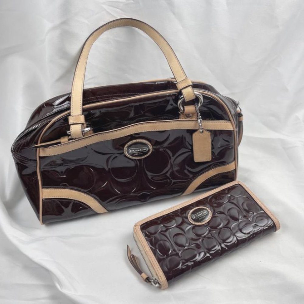 Vintage coach patent leather handbag and wallet